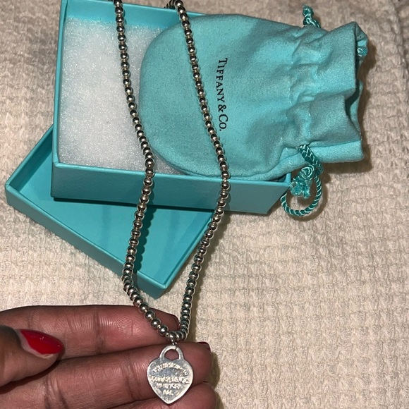 Return to Tiffany Bead Necklace - Picture 6 of 9